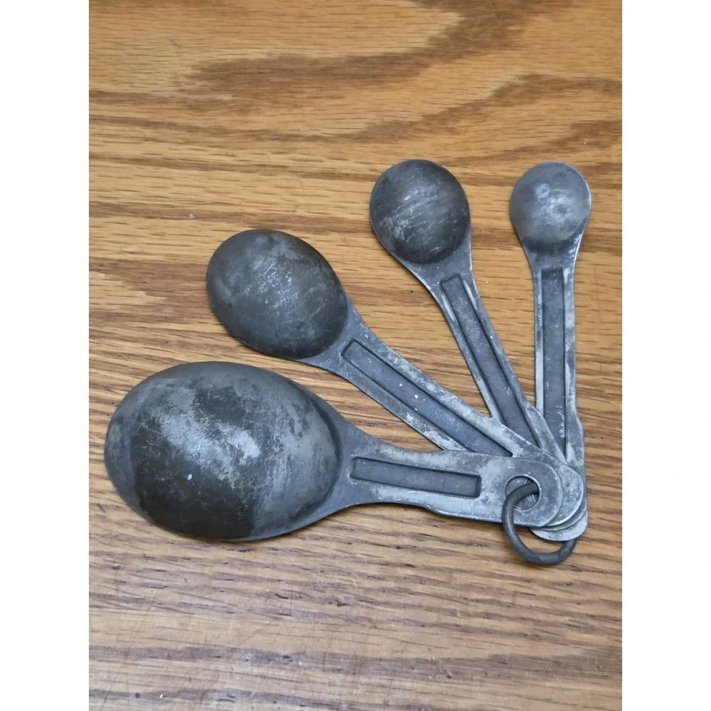 Vintage Aluminum Metal Nesting Oval Measuring Spoons With Ring US Std Set of 4
